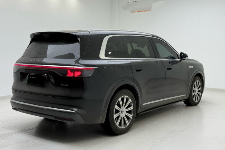 Used Hima AITO M8 2025 Extended-Range Max+ Version 53.4 kWh 6-Seater Edition Exterior 3