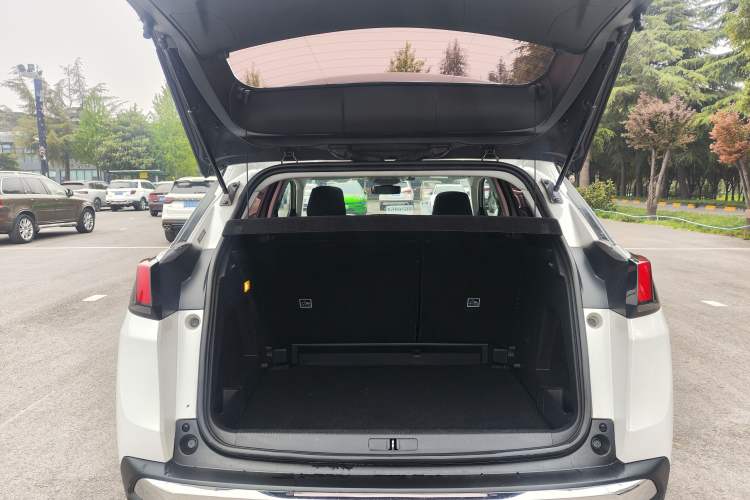 Used Peugeot 4008 2018 350THP Elite Edition Interior 6