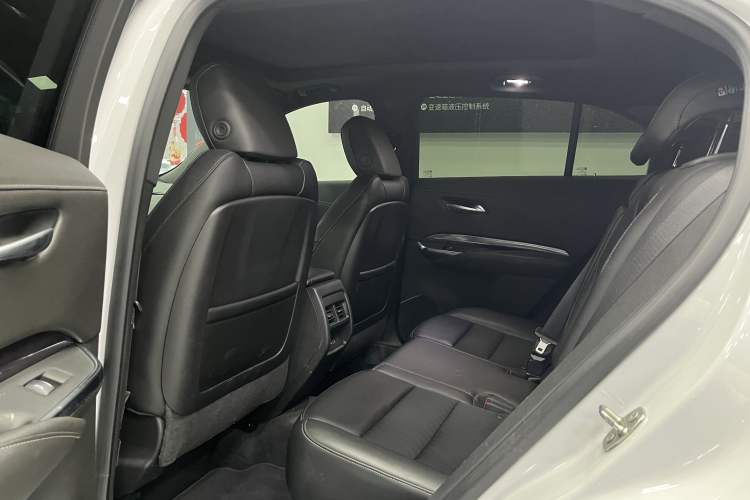 Used Cadillac XT4 2022 28T Two-Wheel Drive Fashion Edition