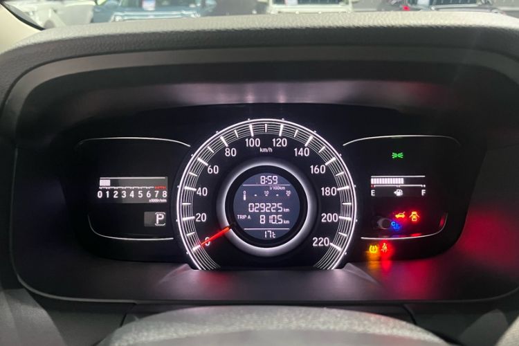 Used Honda Odyssey 2018 2.4L Smart Edition Odometer Close Up