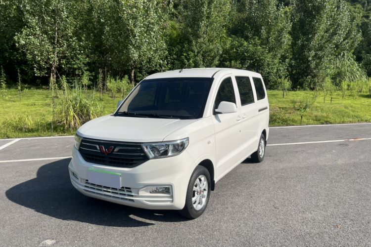 Used Wuling Hongguang V 2022 1.5L Enjoy Edition Electric-Powered LAR