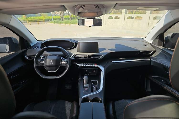 Used Peugeot 5008 2017 380THP 7-Seater Elite Edition