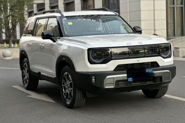 Used BAIC Off-Road BJ30 2026 Model Traveler 1.5T Hybrid Advanced Version