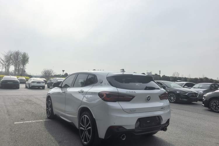 Used BMW X2 2021 sDrive25i Luxury Model with M Sport Package Exterior 6