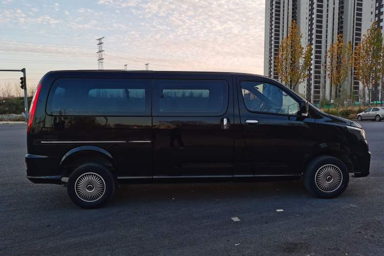 Used Foton Scenic G5 2022 2.0L Gasoline Commercial Version Open-Window 5/6-Seater 1TZS
