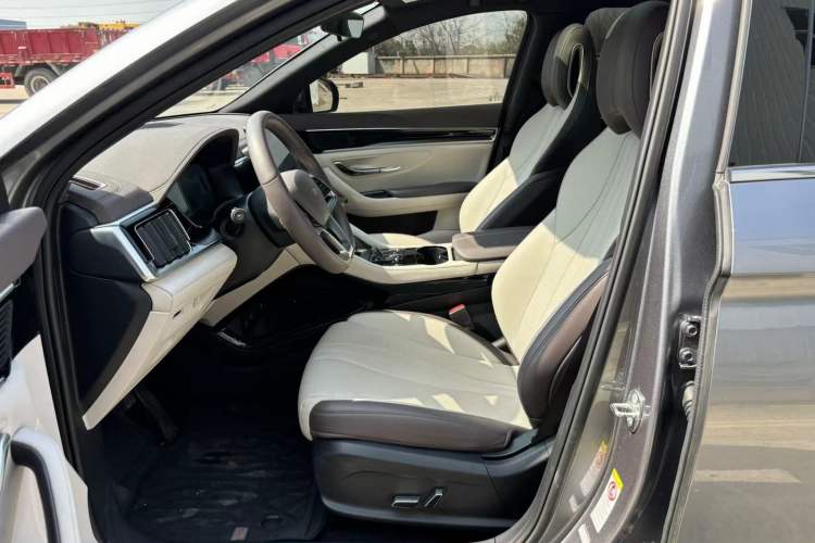 Used BYD Song PLUS New Energy 2025 EV 520km Premium Version
