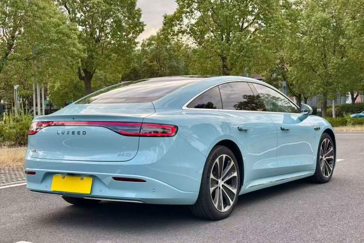 Used Hima Luxeed S7 2025 785 km Ultra Exterior 7