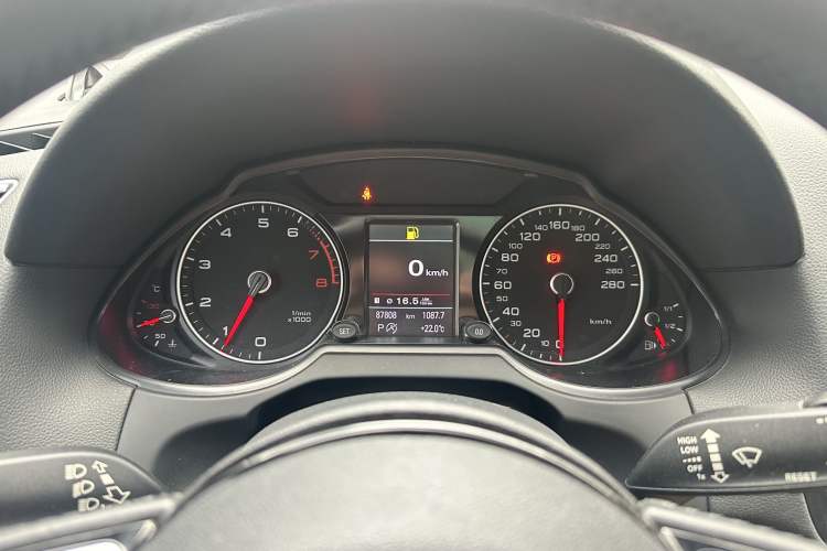 Used Audi Q5 2017 Plus 40 TFSI Technology Model