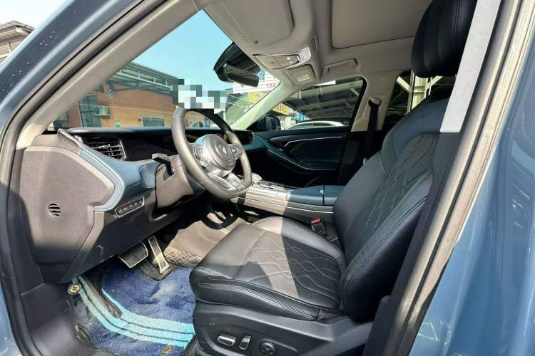 Used VOYAH FREE 2022 Four-Wheel Drive Ultra-Long Range Pure Electric Version
