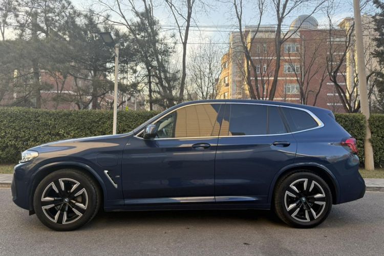 Used BMW iX3 2022 Leading Model
