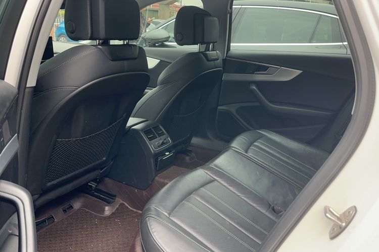 Used Audi A4L 2020 40 TFSI Luxury Dynamic Model Exterior 4