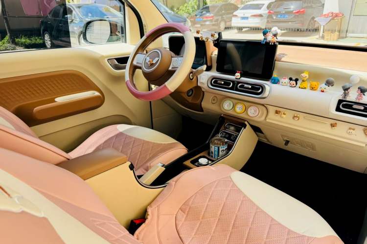 Used Wuling Hongguang MINIEV 2024 3rd Generation 215km Advanced Version