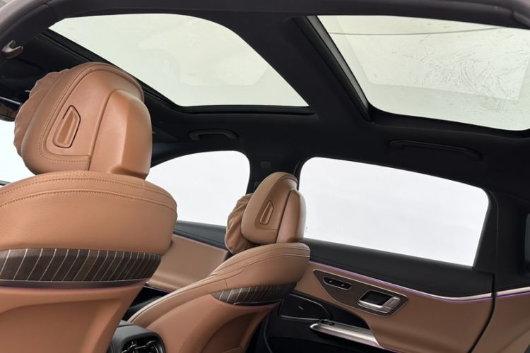 Used Mercedes-Benz E-Class 2024 E 300 L Stylish Model Interior 10