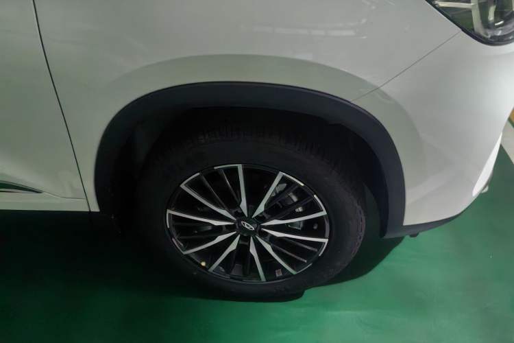 Used Chery Tiggo 8 2025 Excellence Edition 230 TCI Automatic Luxury Version 5 Seats