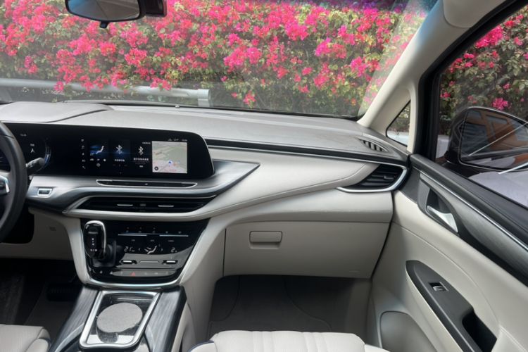 Used Buick GL8 2021 ES Landtrek 653T Comfort Edition