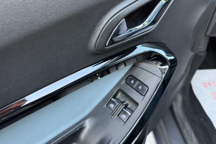 Used Chery Little Ant 2022 Sweet Pink Edition Low-Sugar Version Lithium Iron Phosphate 29.2 kWh 30 kW 301 km