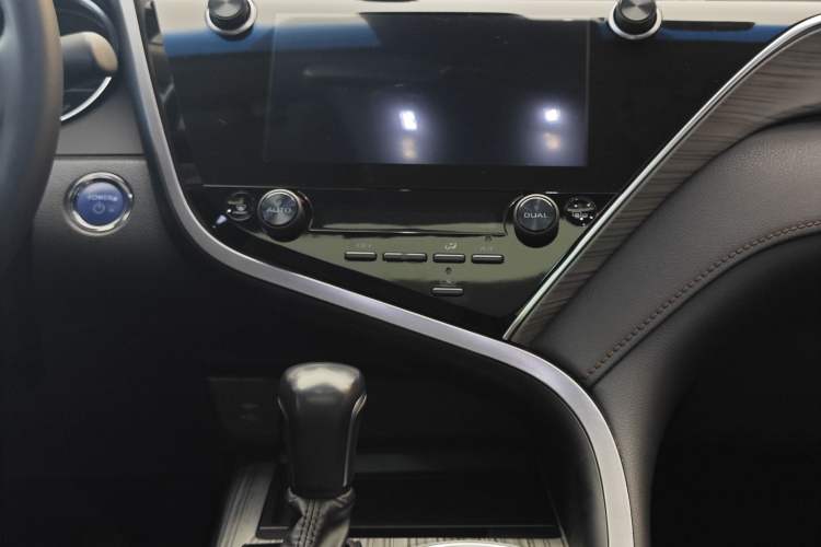 Used Toyota Camry 2019 Dual-Engine 2.5 HG Luxury Edition China VI Standard
