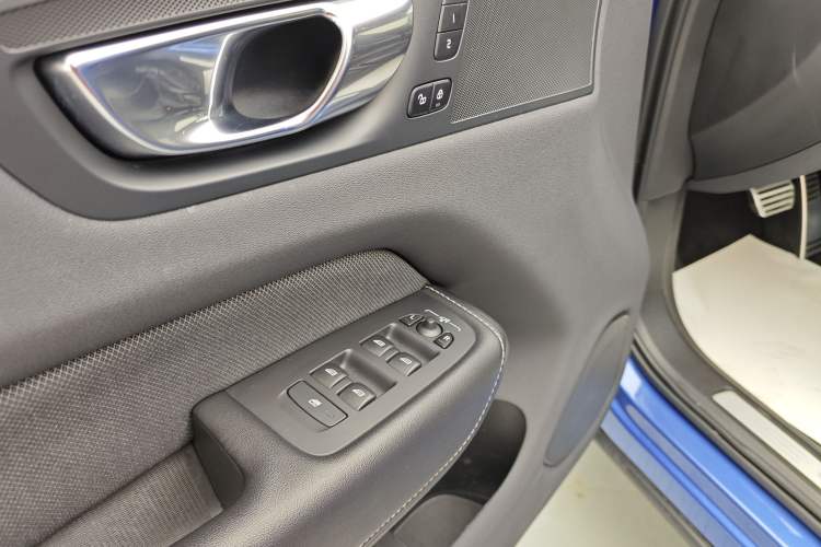 Used Volvo XC60 2021 T5 4x4 Smart & Advanced Sport Edition