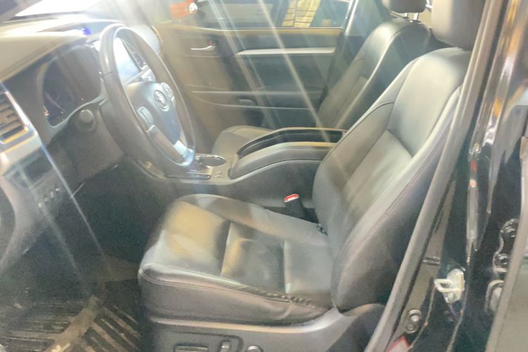 Used Toyota Highlander 2018 2.0T Four-Wheel Drive Prestige Version 7 Seats China V Emission Standard