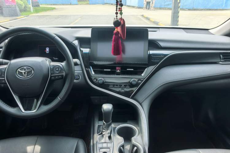 Used Toyota Camry 2021 2.5G Luxury Edition