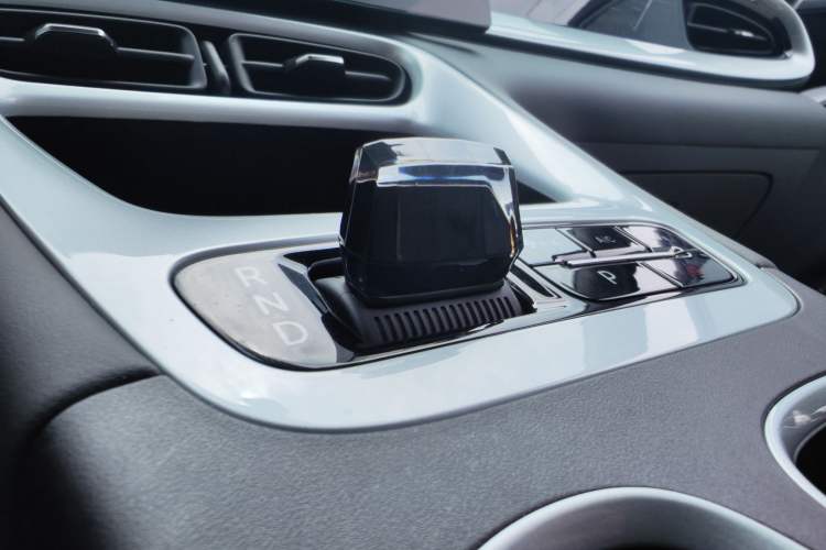 Used Geely Galaxy Geome 2026 Model 310km Dream Edition Gear Lever