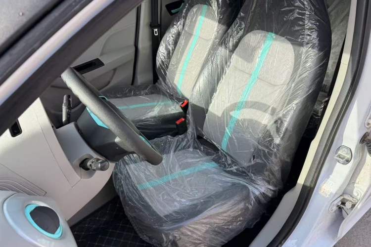 Used JMEV Xiao Qilin 2024 201 km Luxury Version