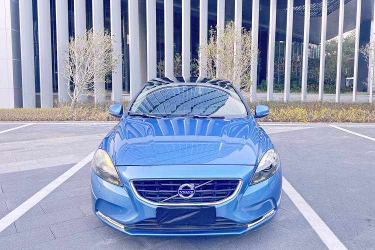 Used Volvo V40 2016 T3 Zhiyi Edition