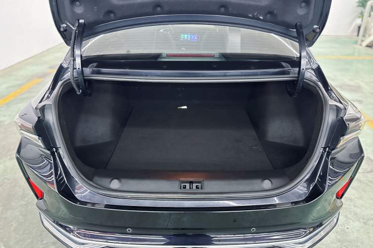 Used Dongfeng Aeolus Yixuan MAX 2023 1.5T Super-Powered Dad Edition Interior 6