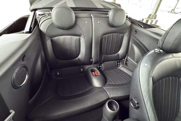 Used MINI MINI 2018 1.5T COOPER CABRIO Artist