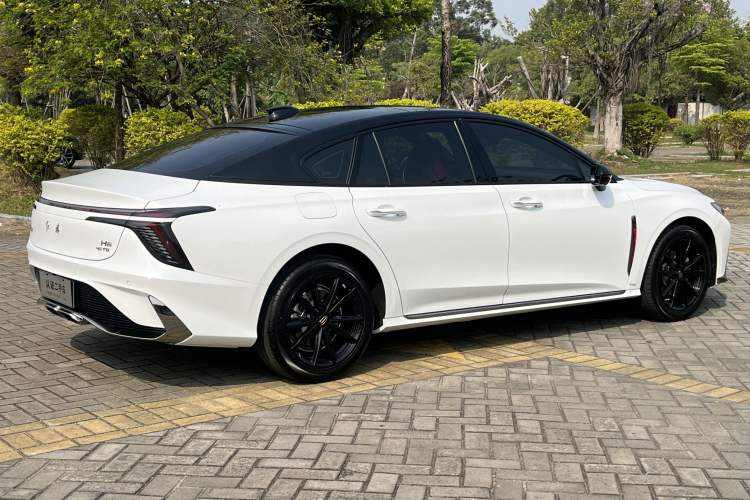 Used Hongqi H6 2024 2.0T ZhiShang Version