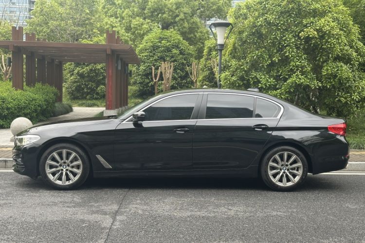 Used BMW 5 Series 2018 528Li Launch Special Edition Exterior 3