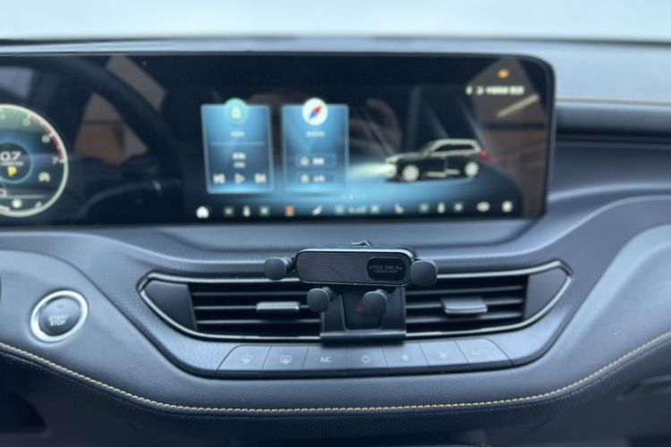 Used Ford Equator 2023 EcoBoost 225 Obsidian Orange Edition Prestige 7-Seater (2/3/2)
