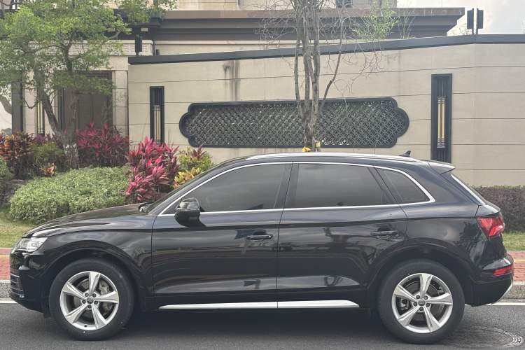 Used Audi Q5L 2020 Revised 40 TFSI Prestige Edition
