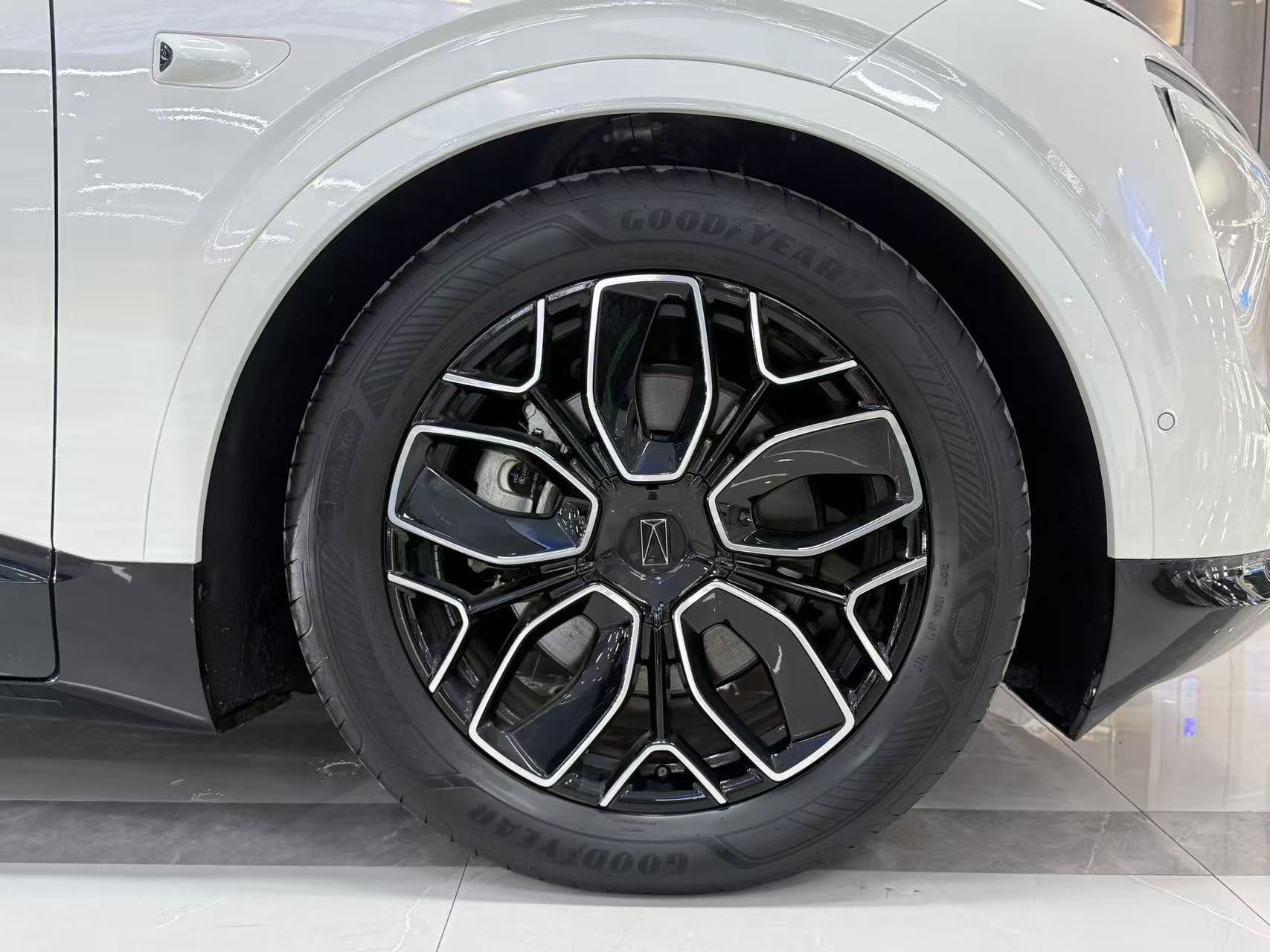 Avatr 07 2026 Ultra Pure-Electric All-Wheel-Drive Version — снимка 15