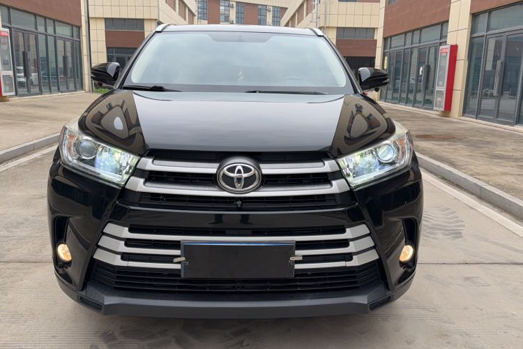 Used Toyota Highlander 2018 2.0T Two-Wheel Drive Elite Version 5 Seats China VI Standard
