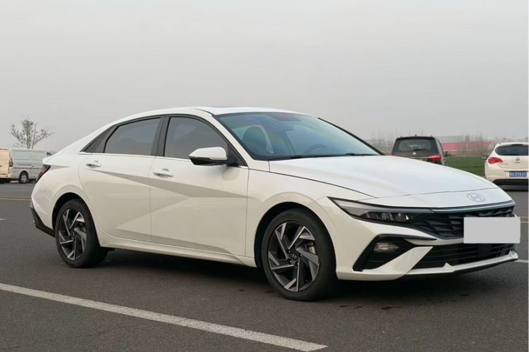 Used Hyundai Elantra 2023 1.5L CVT GLX Elite Edition Exterior 5