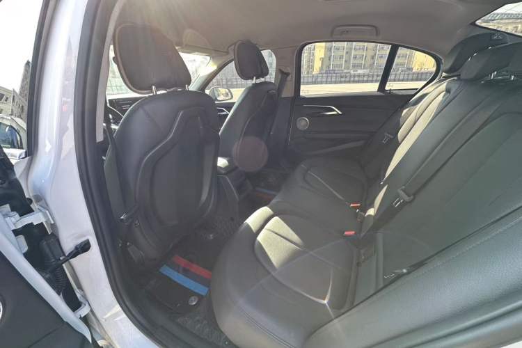 Used BMW 1 Series 2022 120i M Sport Edition Interior 3