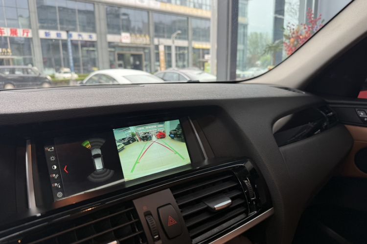 Used BMW X3 2014 xDrive20i X Design Package Interior 6