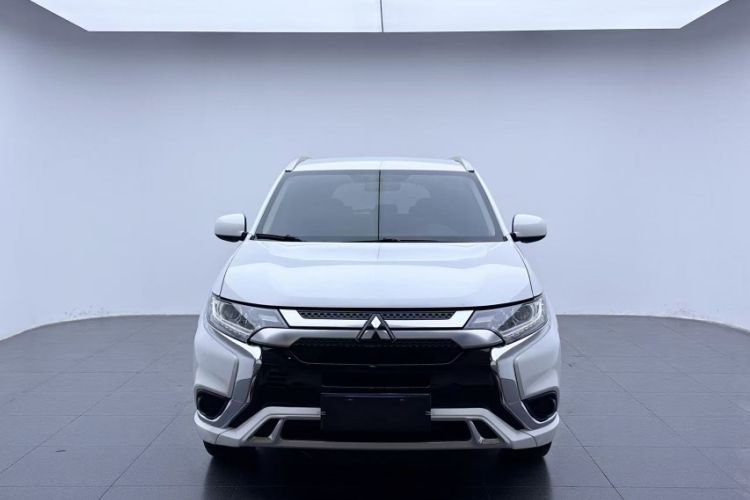 Used Mitsubishi Outlander 2021 2.0L Two-Wheel Drive Comfort Edition 5 Seats