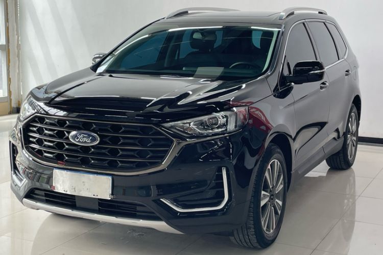 Used Ford Edge 2021 PLUS EcoBoost 245 Two-Wheel-Drive Platinum Edition 5 Seats
