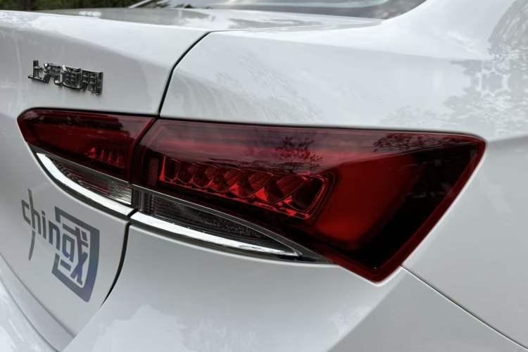 Used Buick GT 2019 15T Dual-Clutch Connected Elite Model China VI