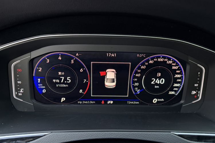 Used Volkswagen Magotan 2020 330TSI DSG Luxury Edition Odometer Close Up