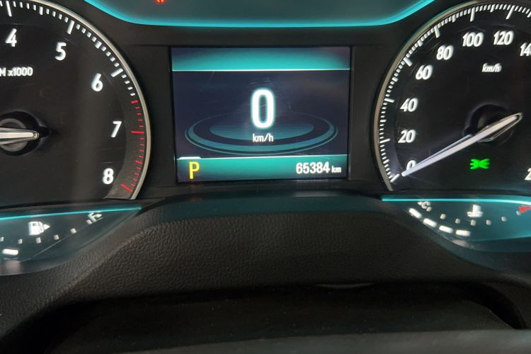 Used Buick GT 2021 Revised Version 1.3T Automatic Mild Hybrid Elite Edition Odometer Close Up