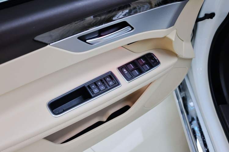 Used Jaguar XFL 2020 XFL 2.0T P250 Four-Wheel Drive Luxury Edition