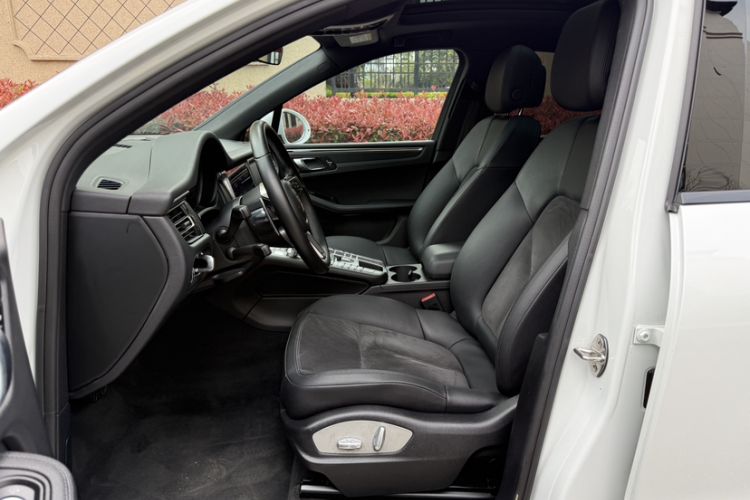 Used Porsche Macan 2018 Macan 2.0T