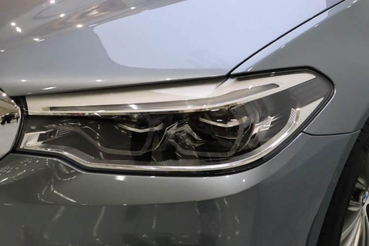 Used BMW 5 Series 2020 530i M Sport Package Left Front Headlight