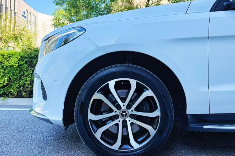 Used Mercedes-Benz GLE 2016 GLE 320 4MATIC Luxury Model
