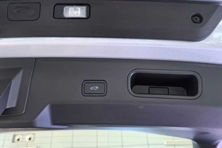 Used Geely Auto FX11 2025 4th Generation 1.5TD DCT Jinxiu