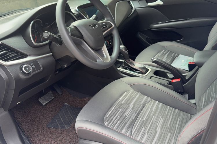 Used Chevrolet Monza 2019 Redline 320T Dual-Clutch Joyful Edition China VI Standard Interior 1