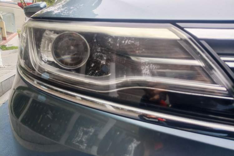 Used Roewe i6 2017 20T Automatic Flagship Edition
